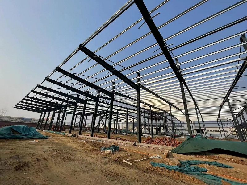 2024年想建廠房，如何選擇合適的鋼結(jié)構(gòu)工程廠家？